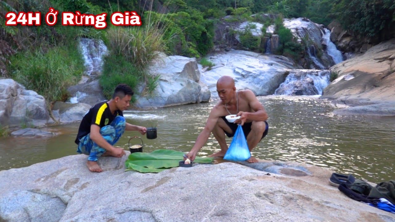 THỬ THÁCH 24H SỐNG TRONG RỪNG GIÀ,BÊN BỜ SUỐI | DÙNG NÁ CAO SU ĐI SĂN CHIM,BẮT TỔ KIẾN NẤU CANH