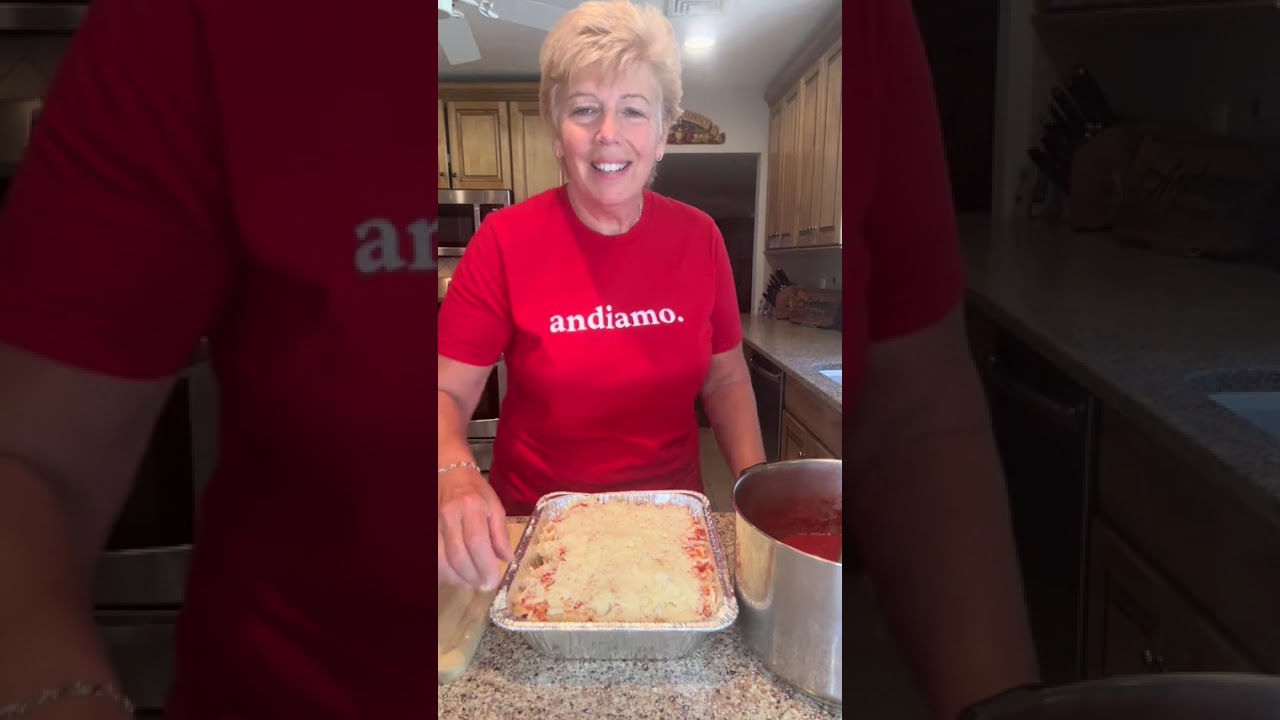Baked Ziti! 🇮🇹 1lb ziti 2lbs ricotta  Mozzarella cheese Salt and pepper  Garlic p