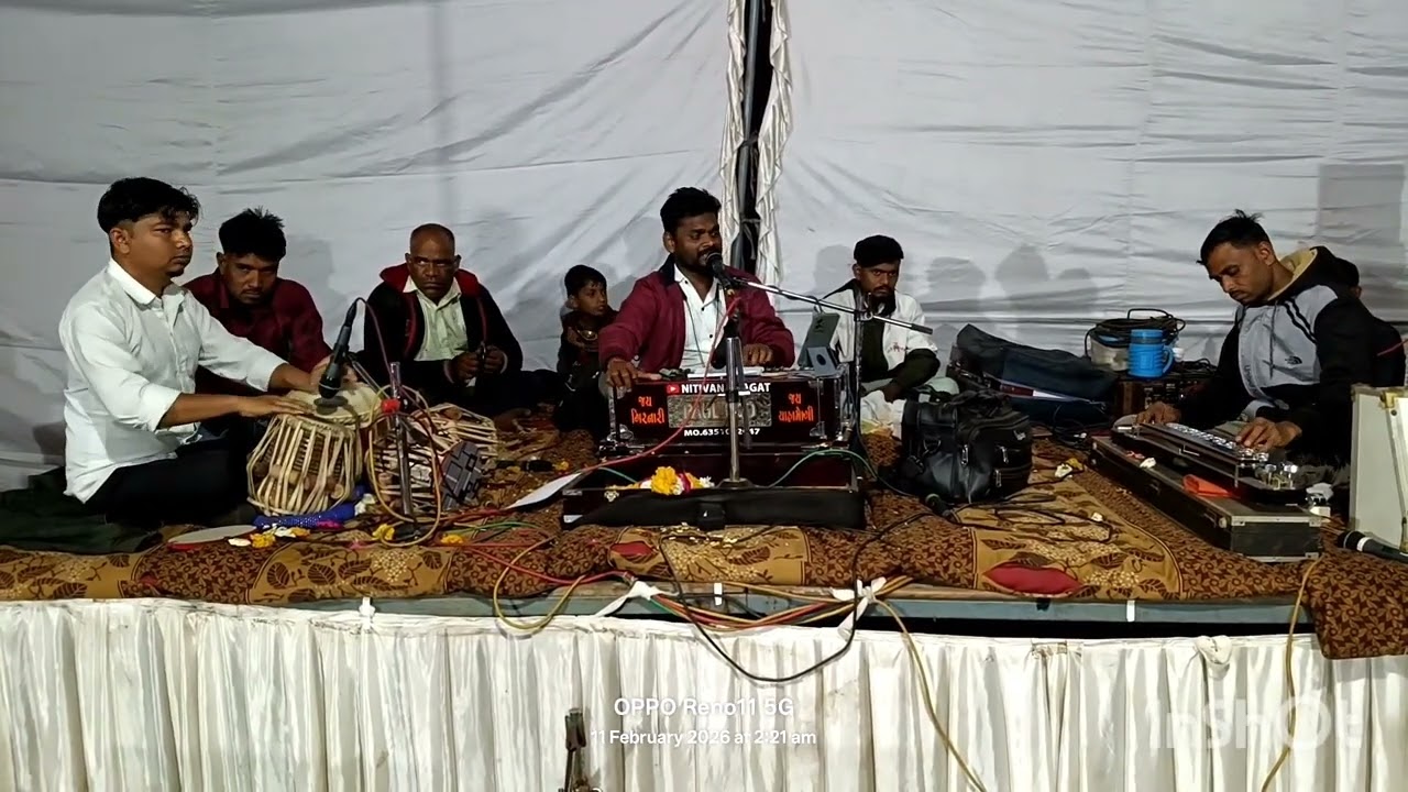 હમ તેરે શહર મેં આયે હૈ||ભજનિક-નિલેશ વસાવા||તબલા-આશિષ વસાવા||બેન્જો-મુકેશ વસાવા||
