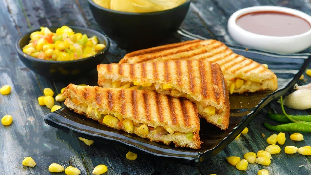 Paneer Corn Capsicum Sandwich | How To Make Tasty And Healthy Paneer Corn Capsicum Sandwich | IMWOW