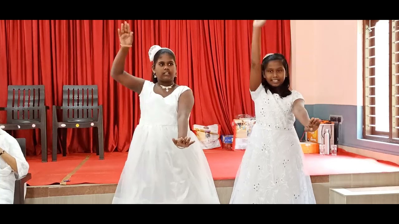 Daivathin Athmavu Christian song //Dance by Deneefa & Shibila