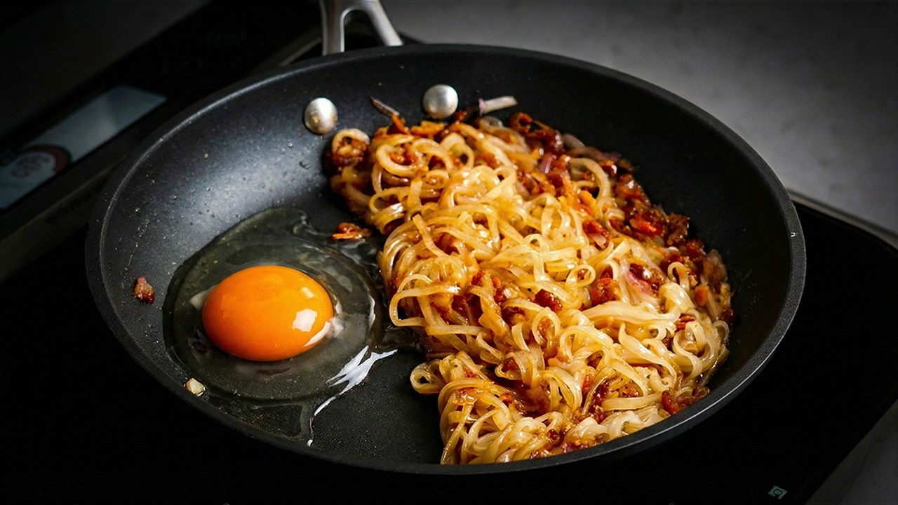 Pad Thai — Perfect Noodles, No Sticking (The Tamarind Trick)