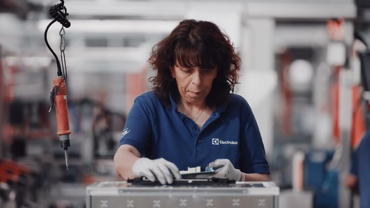 Electrolux | 2026 | italiano | Brand | Susegana IT: La fabbrica di frigoriferi più moderna d'Europa