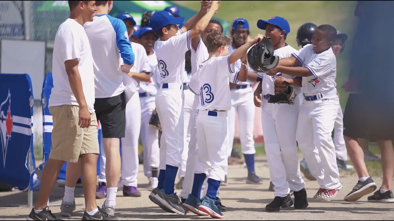 Jays Care aims to bring play-based programs to 45,000 kids across Canada in 2022!