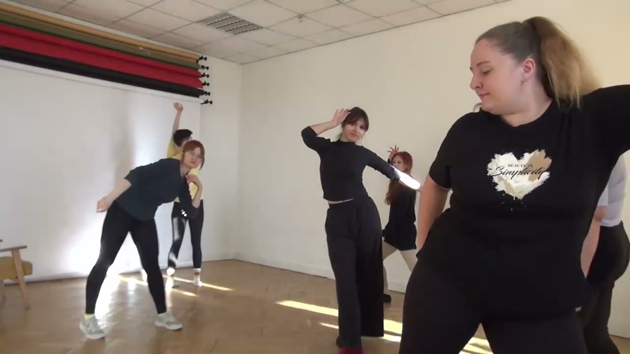 Хаотичные танцы