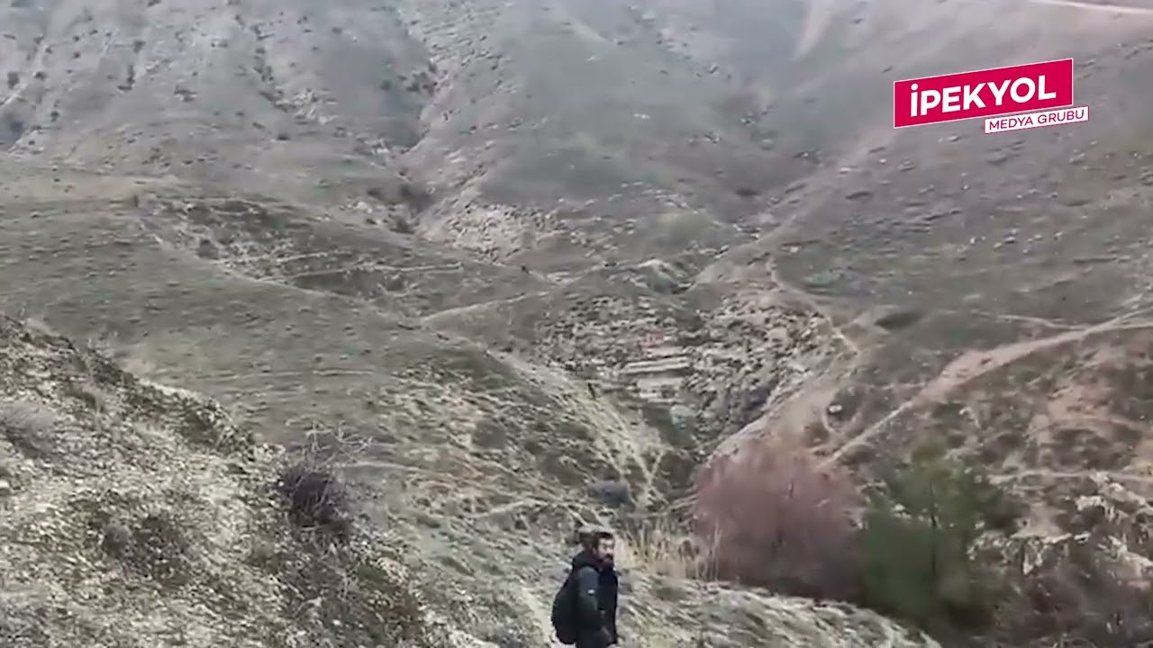 Şanlıurfalı doğaseverlerin yürüyüşünde adrenalin tavan yaptı! Bir anda fırladılar…
