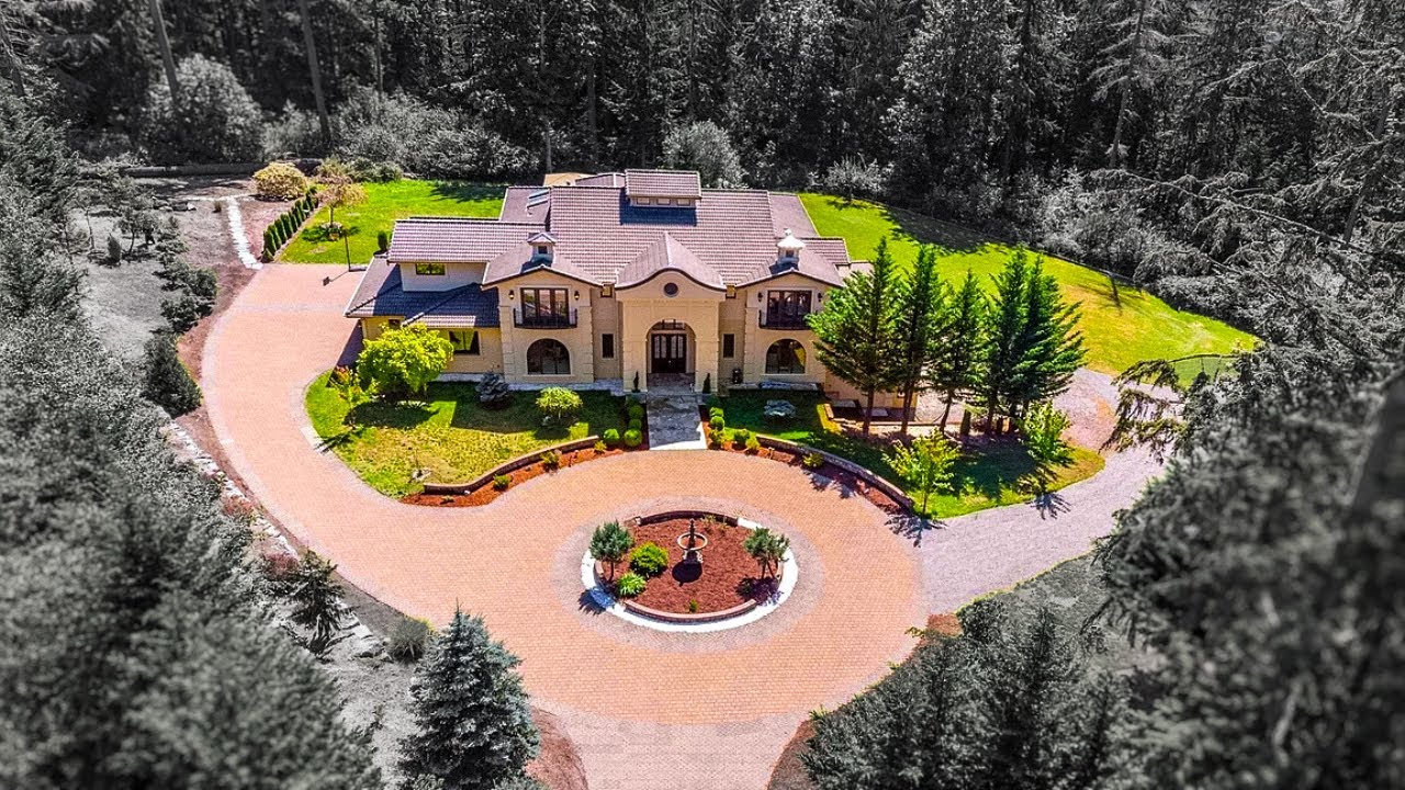 EXPERIENCE ELEVATED CLASSIC DESIGN IN THIS $4M PRIVATE LUXURY MANSION