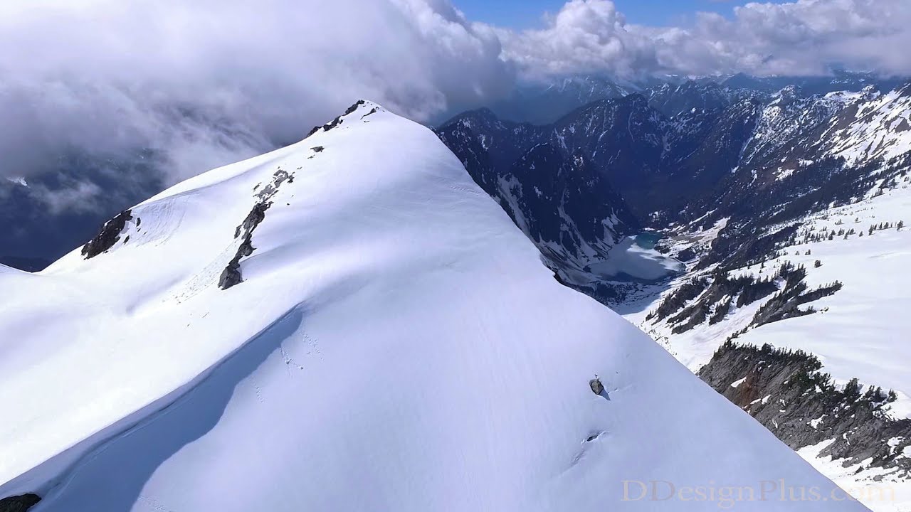 Soaring High Above Vesper and Morning Star Peaks - Washington State