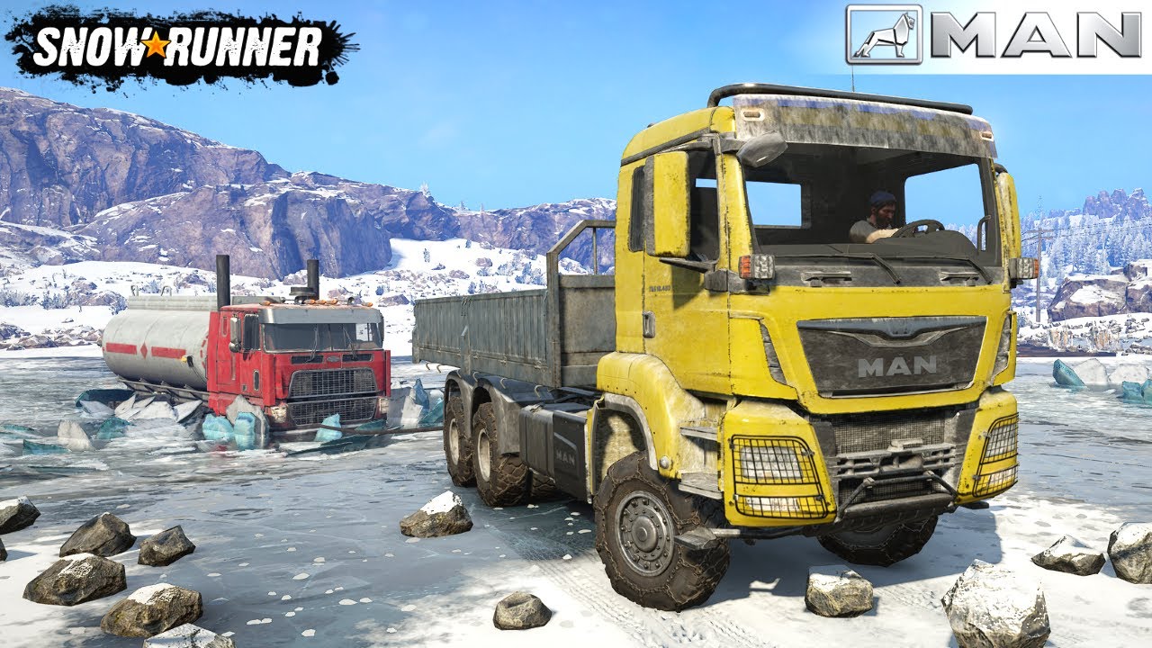 SnowRunner - MAN TGS 6X6 Pulls Out A Truck That Fell Through The Ice