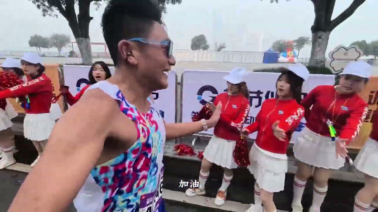 Chongqing witnessing everyone s further progress#Further#The Xtep Champion Family#Xtep 160