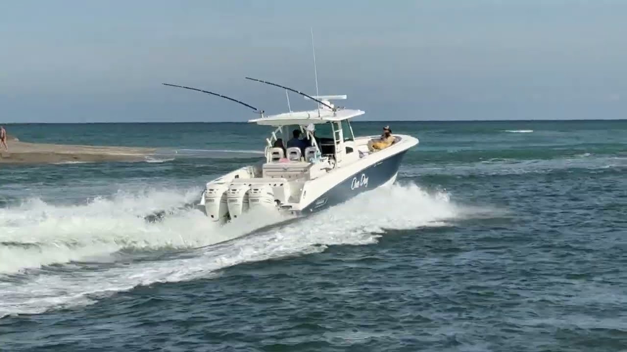 BOATS at Jupiter Inlet Florida #video #400 #youtube #florida  #boat #vlog @mannymoto1