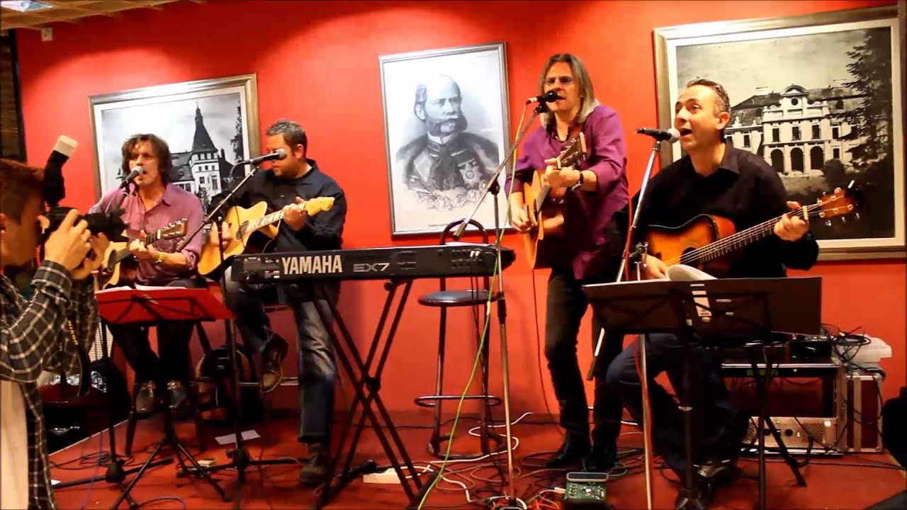 Pađen Band & Acoustic Band - Lijepe žene prolaze kroz grad