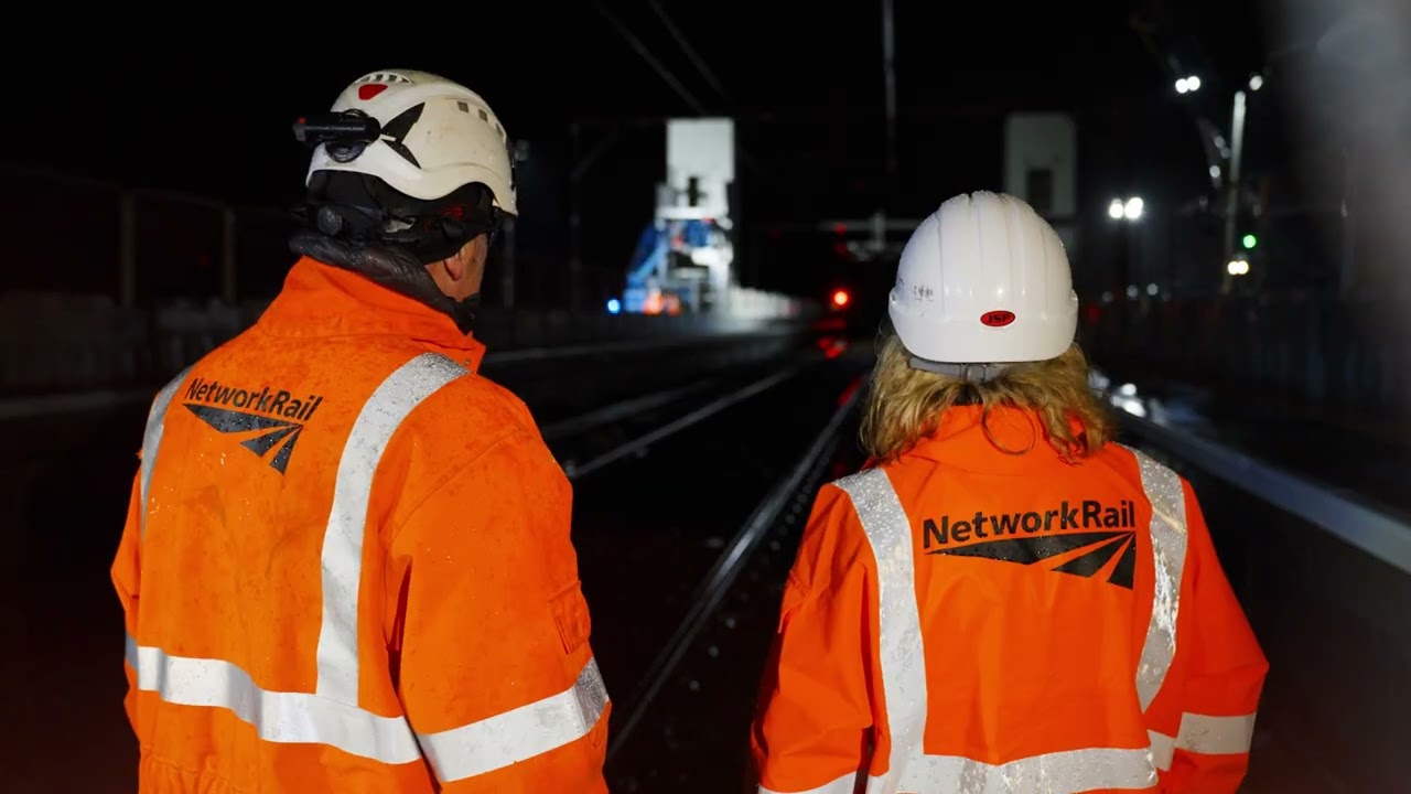 Balgray station - footbridge and lifts installation