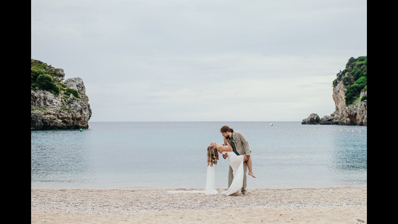 Romantic Corfu Wedding | Greece Destination Love Story