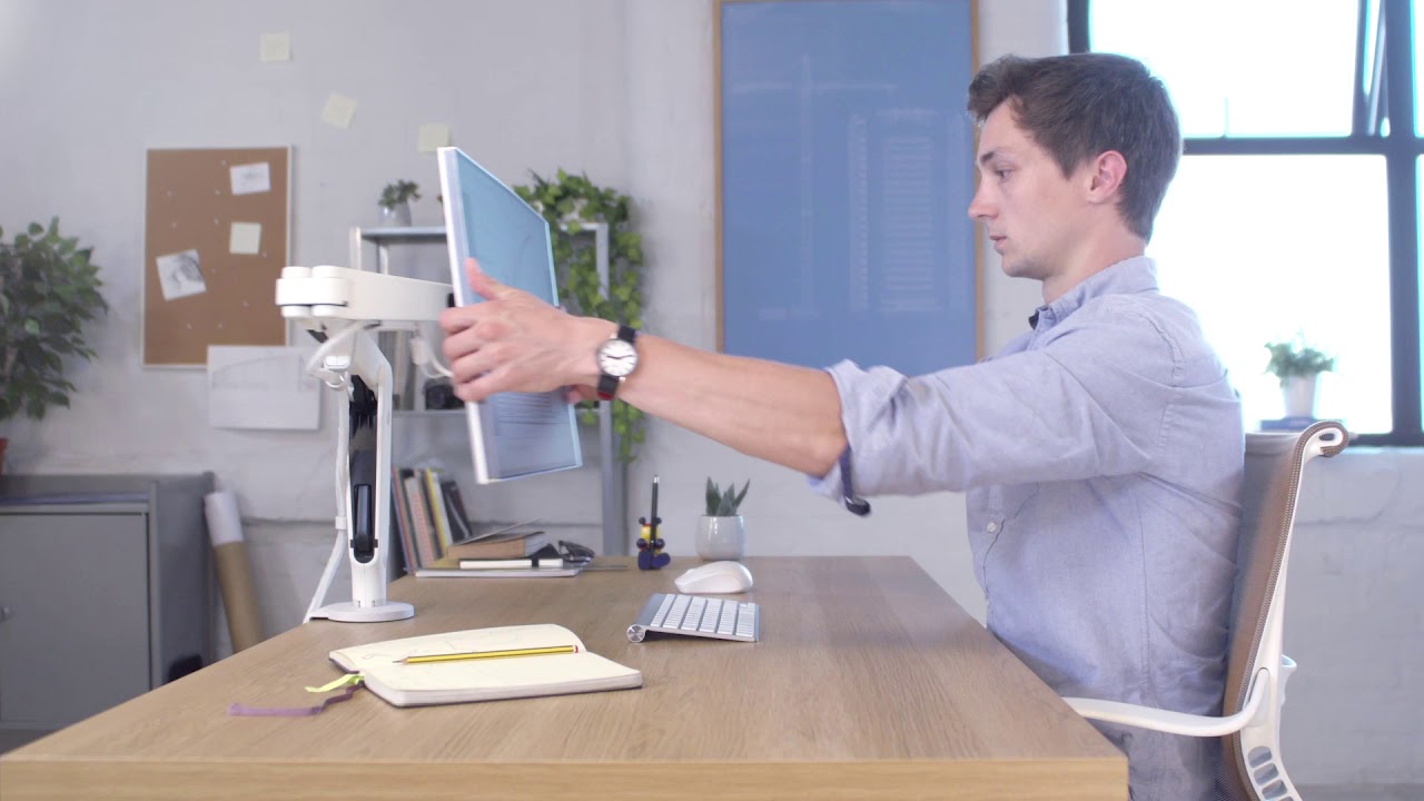 Meet Ollin, the revolutionary award-winning monitor arm