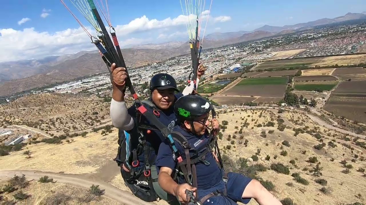 Mi primera experiencia en Parapente! Genial...
