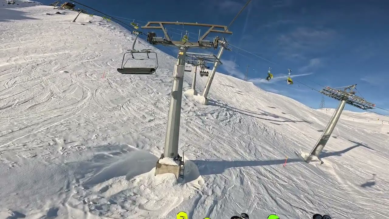 [Skiing] Davos-Parsenn: Slopes #15-11 (blue) and chairlift Meierhoftäli on 27.12.2023