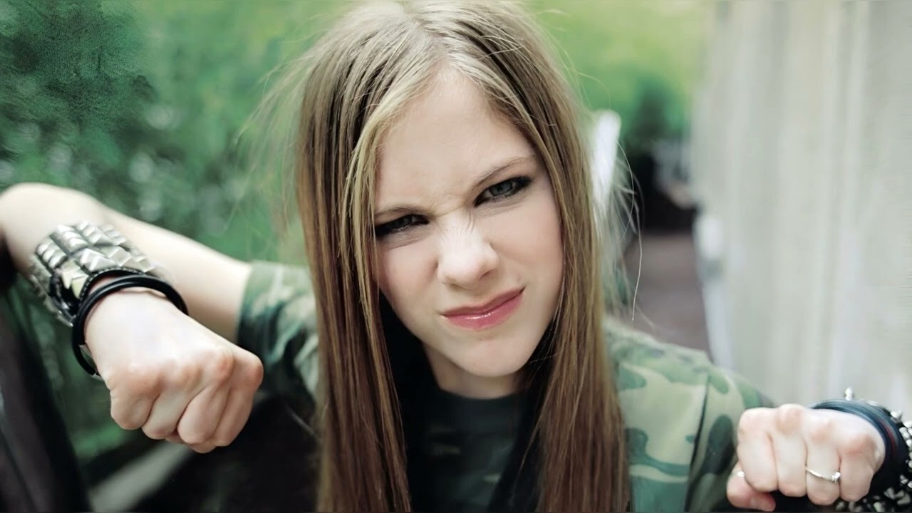 AVRIL LAVIGNE