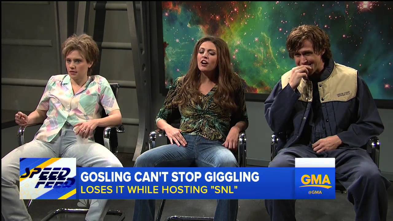 Ryan Gosling Gets Case of the Giggles on 'SNL'