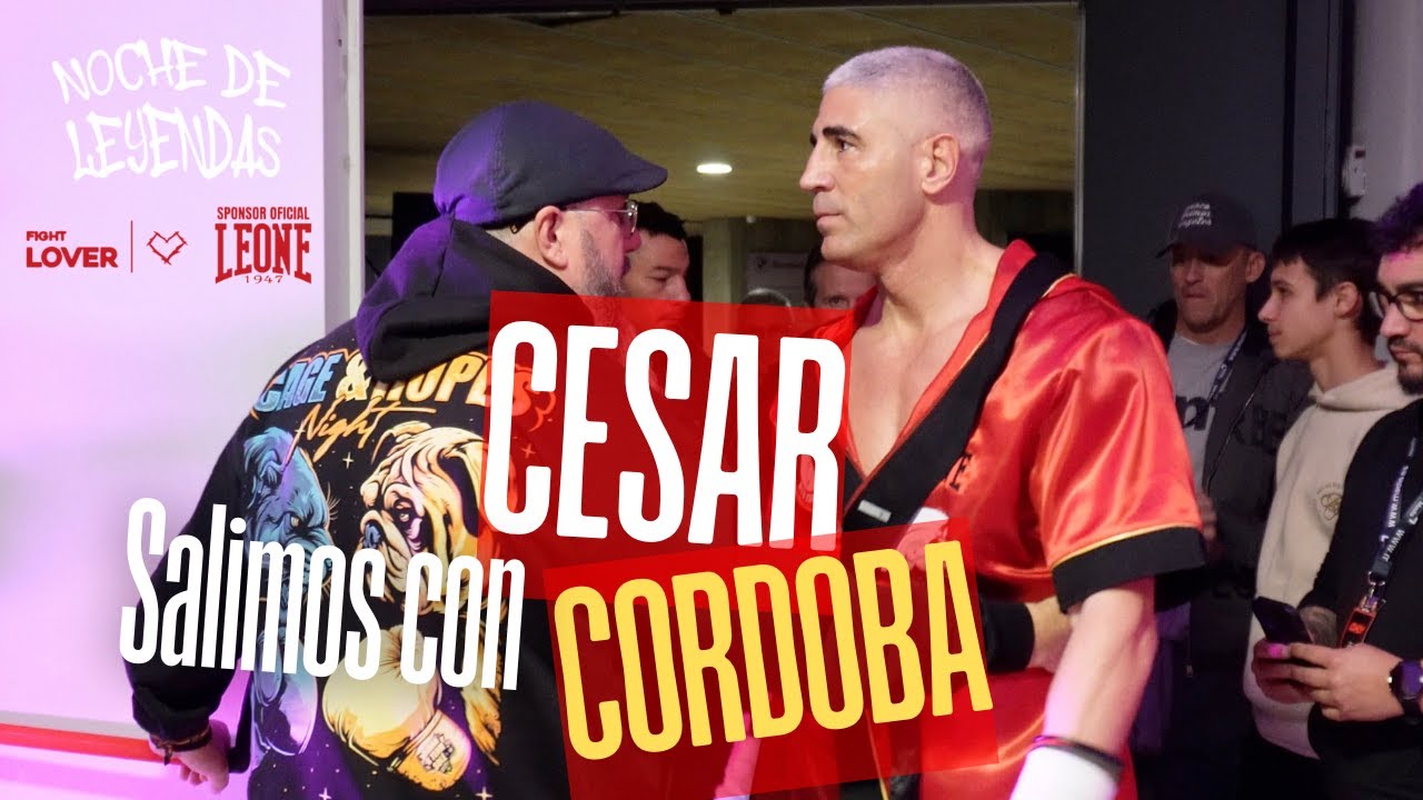 Salimos con Cesar Cordoba hacia el ring