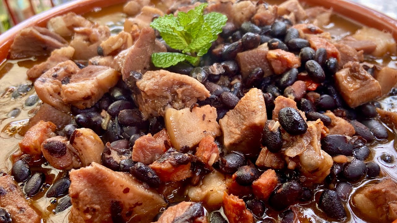 FEIJOADA de Feijão Preto à minha maneira!