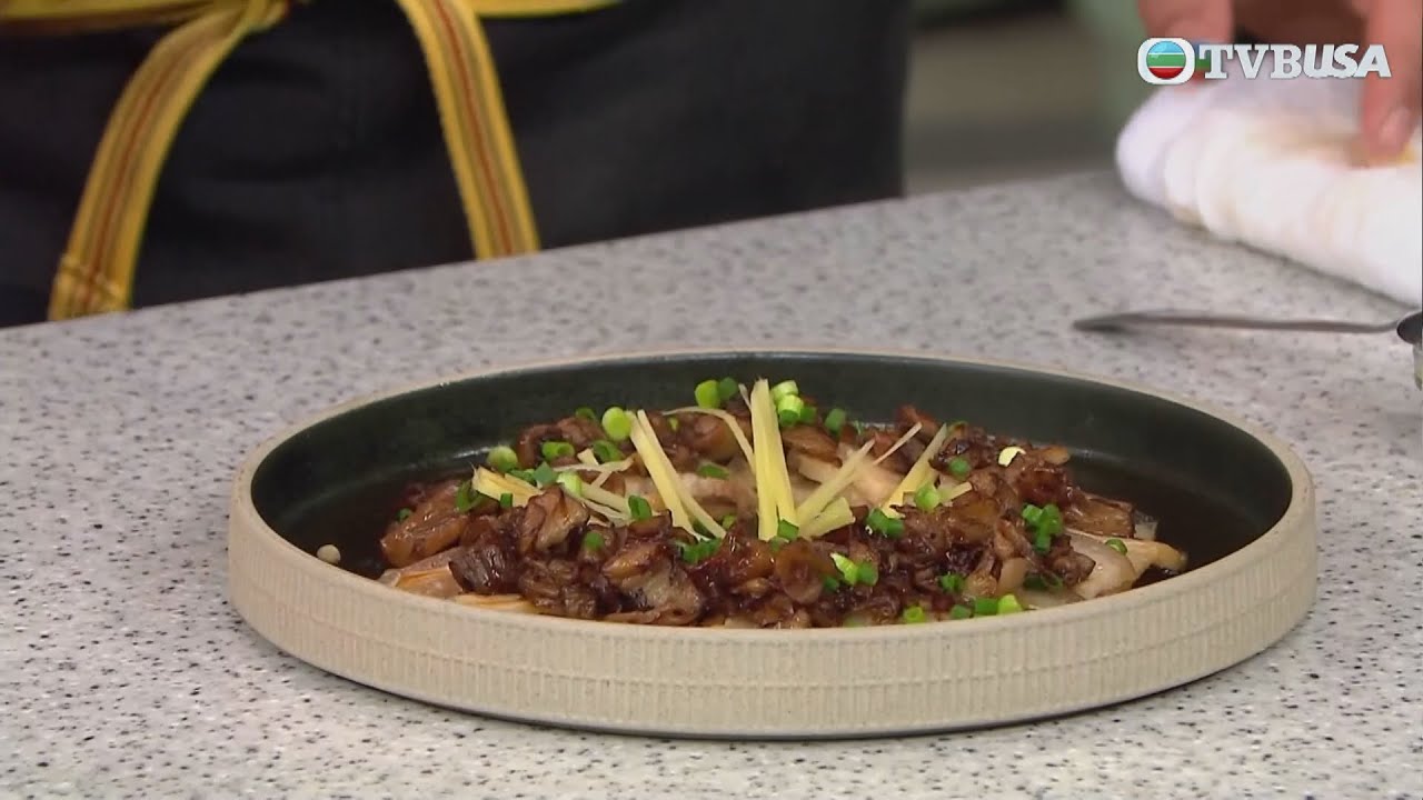 睇片學煮餸 | 梅菜蒸五層肉