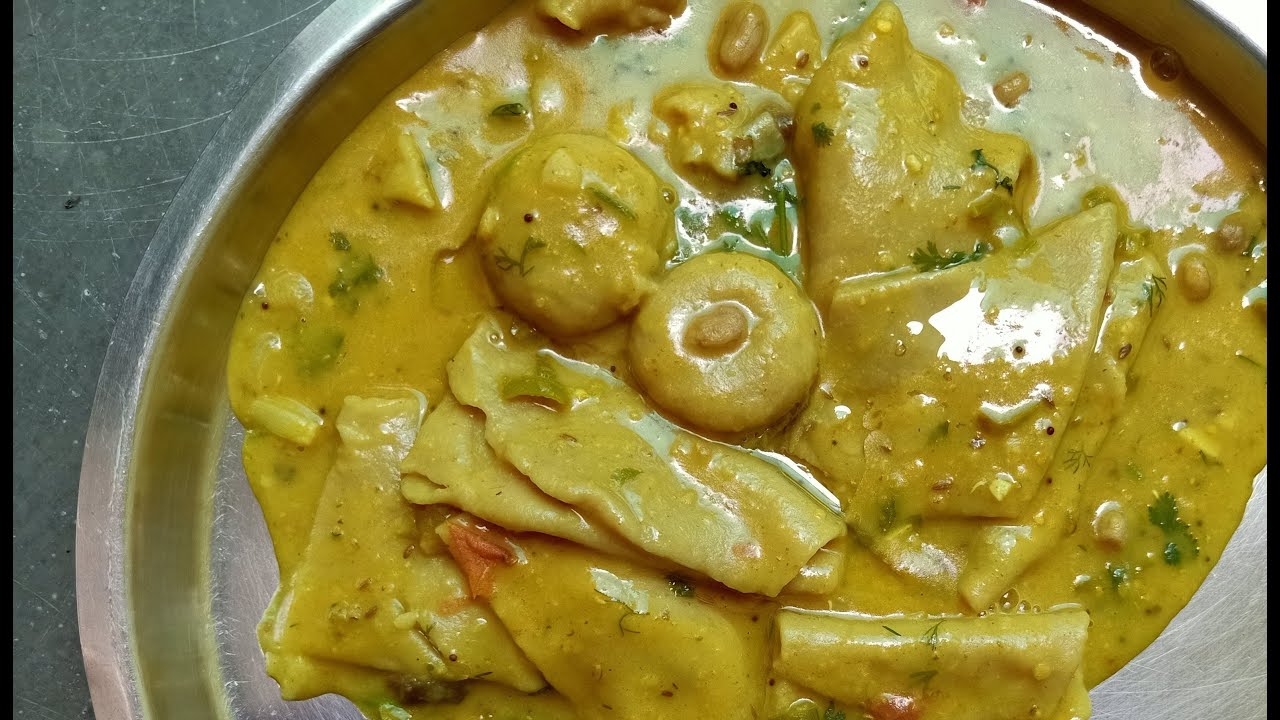 Dal chikoli | Dal dhokli | दाल ढोकली | toor dal recipe | तुवर दाल