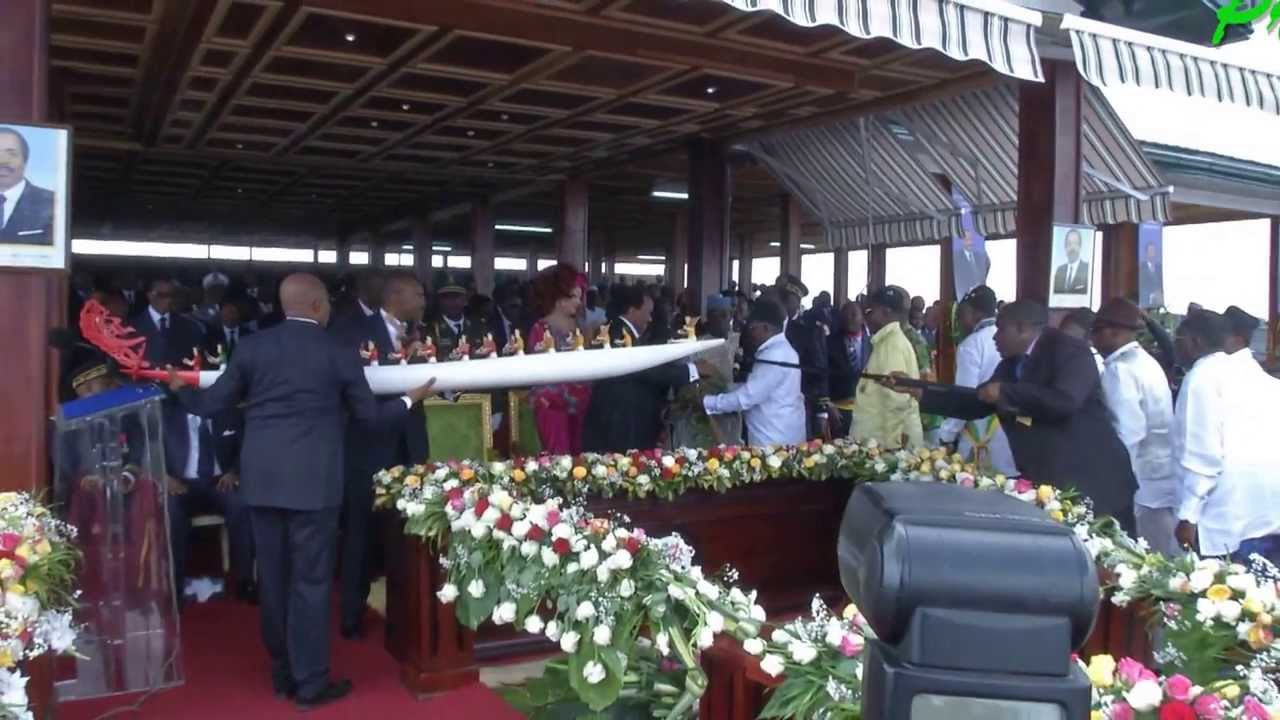 INAUGURATION DE l'USINE A  GAZ NATUREL DE DOUALA PAR LE CHEF DE L'ETAT