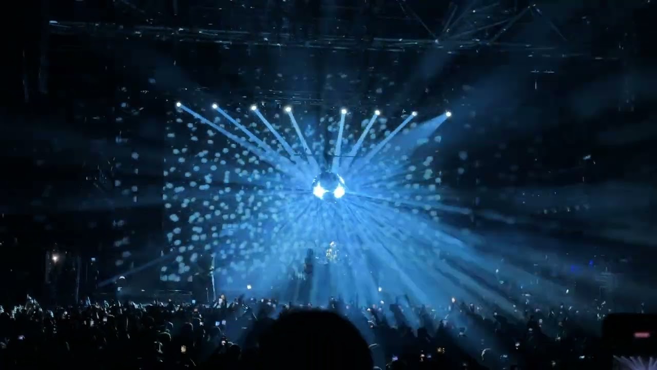 Turnstile - CEILING & SEEIN' STARS - Live 4K 16/11/2025 Paris
