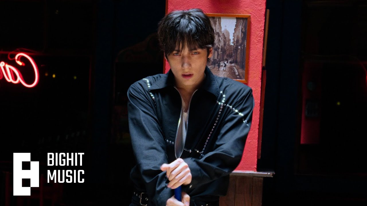휴닝카이 (HUENINGKAI) 'Dance With You' Official MV