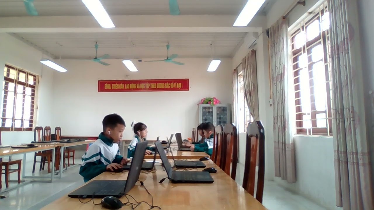 ID 1303852273   K4 BBT01