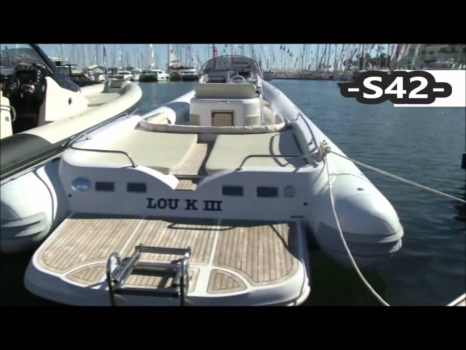 Sacs stratos 42 Day Charter Corse