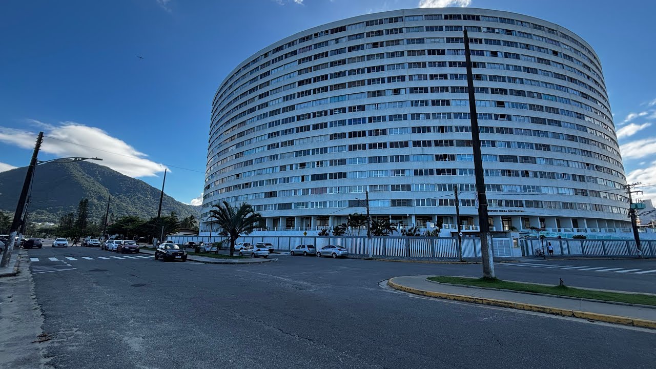 Cartão postal de Peruíbe imperdível em mega oferta apartamento frente para o mar com toda mobília 