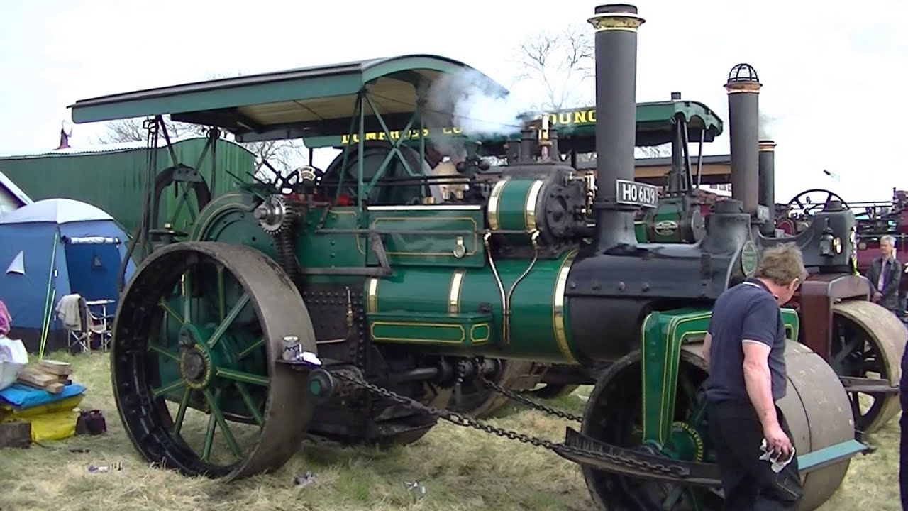 Rushden Cavalcade of Historic Transport and Country Show 05.05.2013 Part 1/2