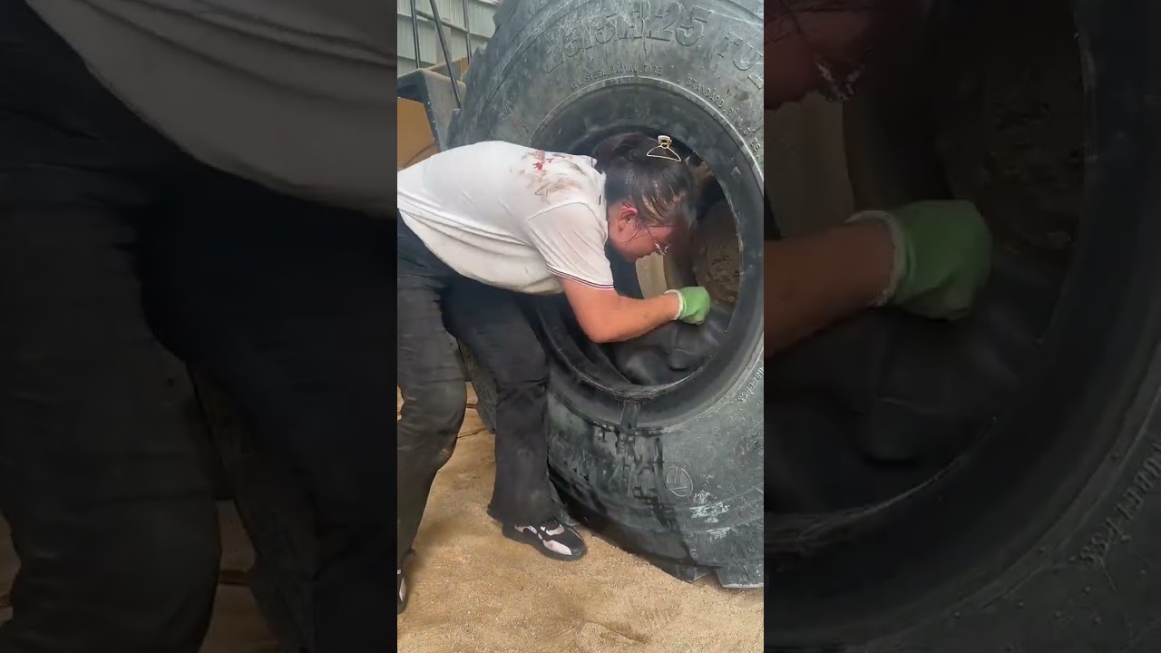 Wheel Loader Puncture Tire Inner Tube Replacement Outcall Rescue!
