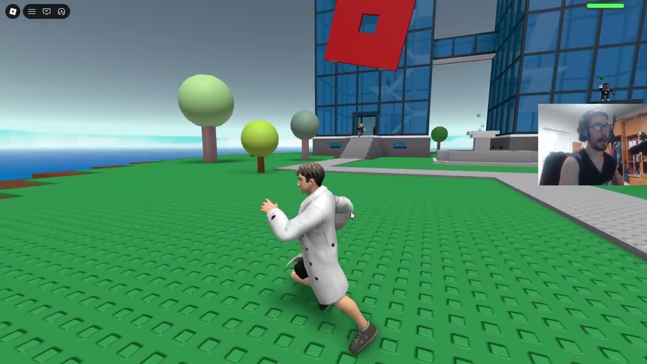 Ca deobicei la inceput incasez lava in cap si apoi scap  / Roblox