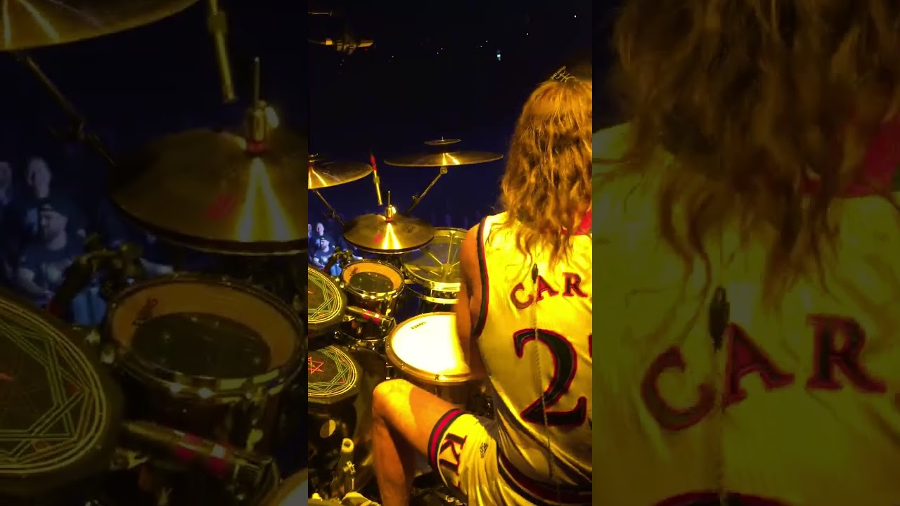 Danny Carey live with Tool playing the breakdown to &ldquo;Jambi&rdquo;