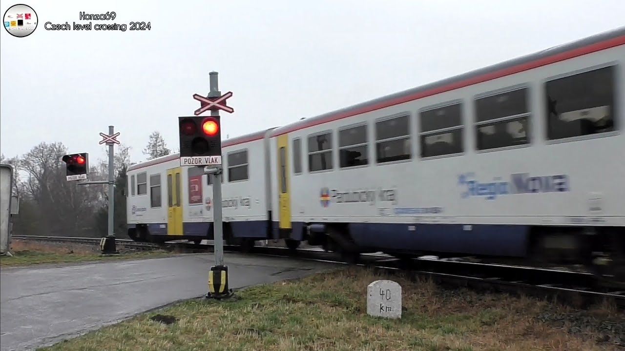 Železniční přejezd Chornice #3 17.2. 2024 Czech railroad crossing