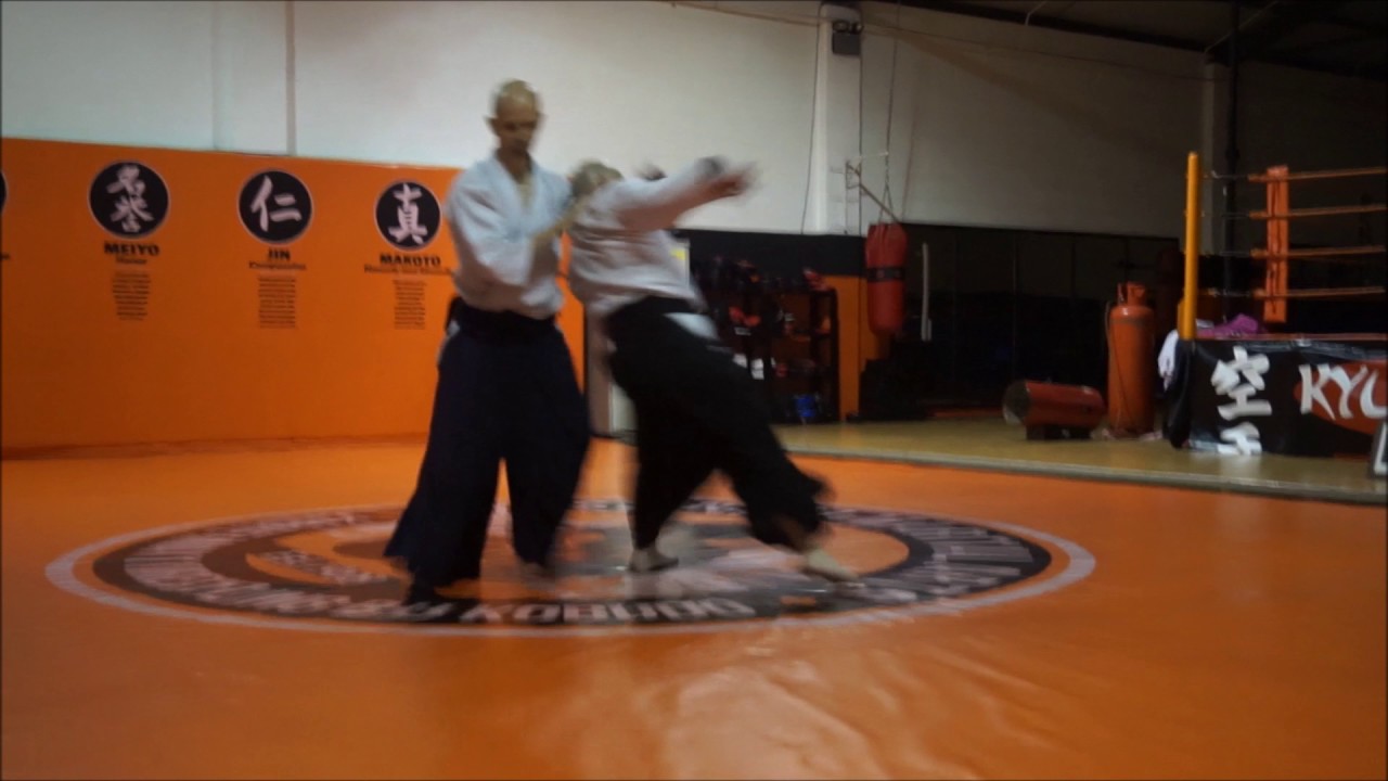 Zach Fairbanks teaching in Telford 27.11.2016
