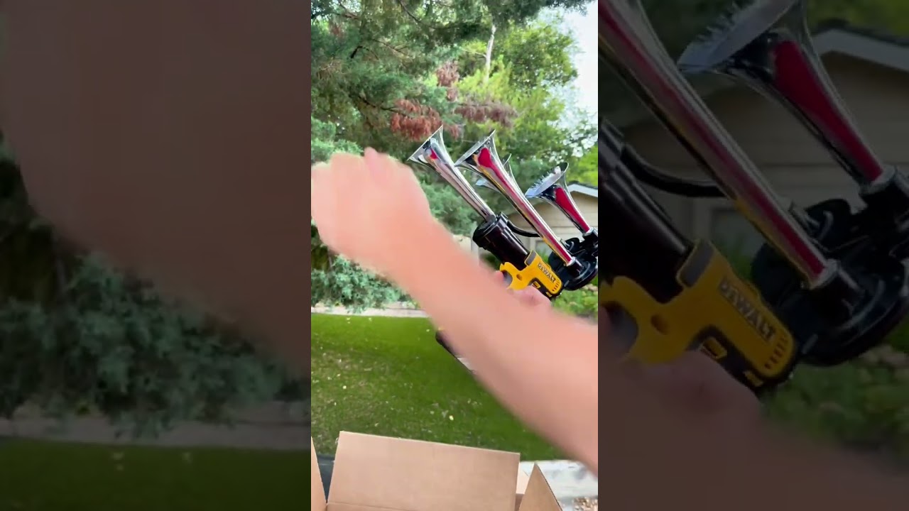 Сможет ли этот гудок поезда DeWalt заглушить выхлоп Lamborghini? Смотрите и узнайте! 🔥