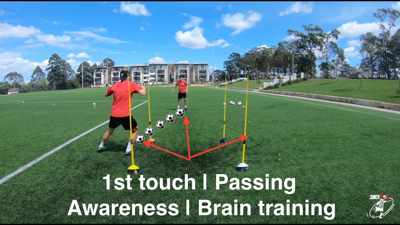 Improve your 1st touch with this Soccer Drill | Awareness | brain training | Joner 1on1