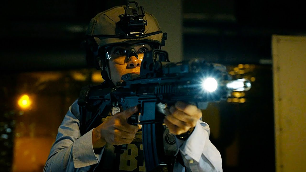 SWAT Arrests A Russian Terrorist Woman Posing As Ukrainian - S.W.A.T 6x11