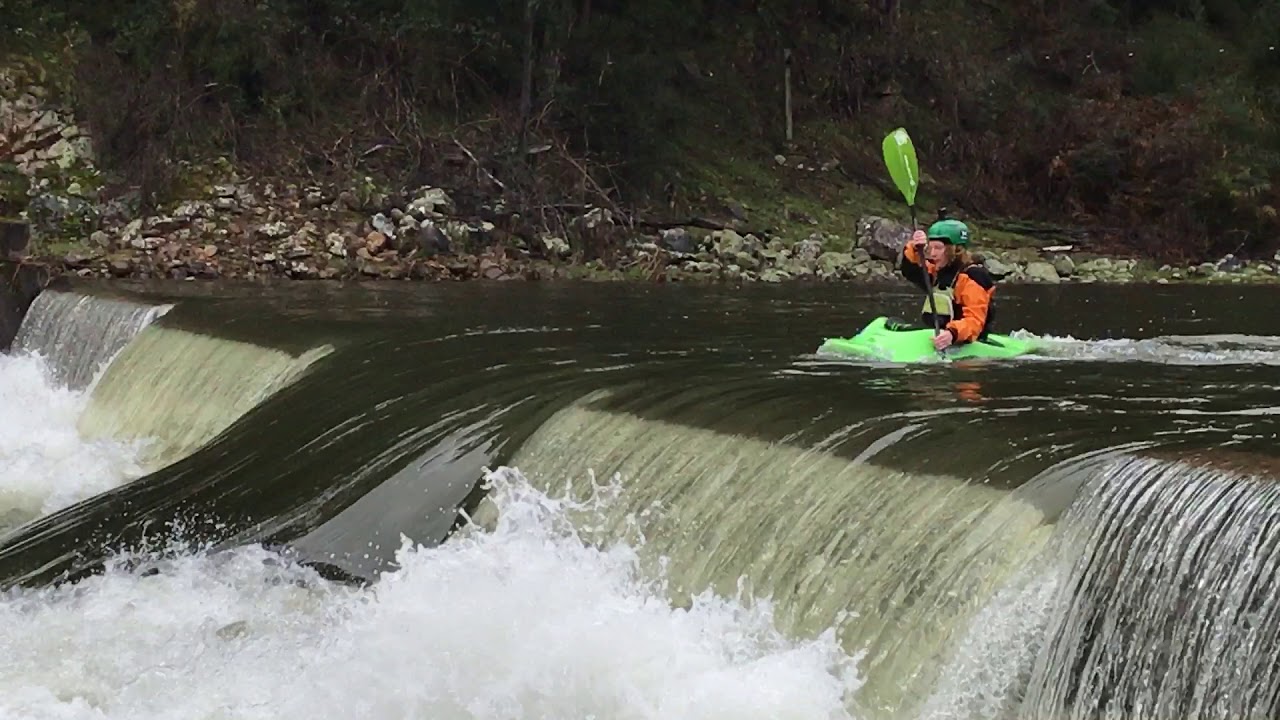 White water kayaking - King River Victoria. Rapid - 3 (The Drop)