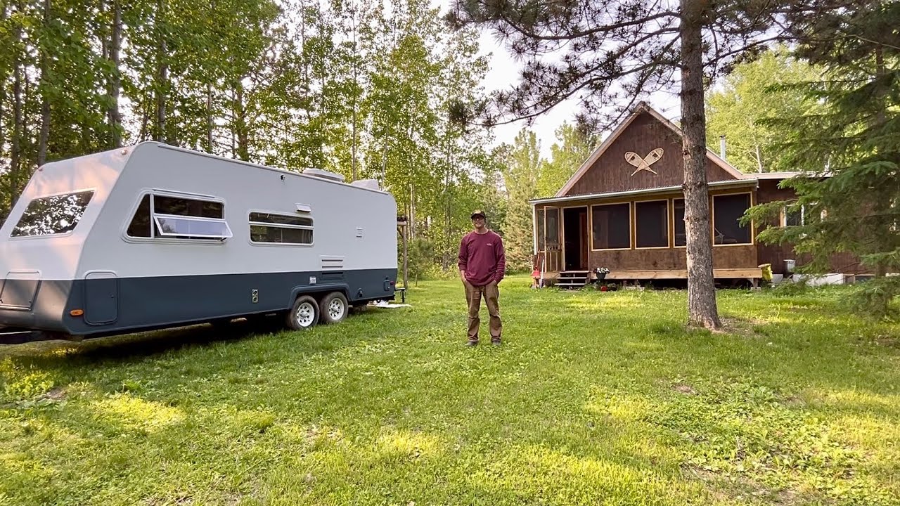 Buying A Dirt Cheap Camper (Tiny House) Fixing It Up, Making It Nice