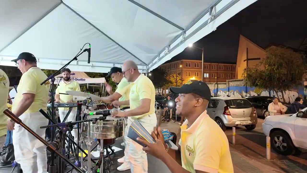 Don Pancho Orquesta en vivo en Quito en Salsa a la Calle 