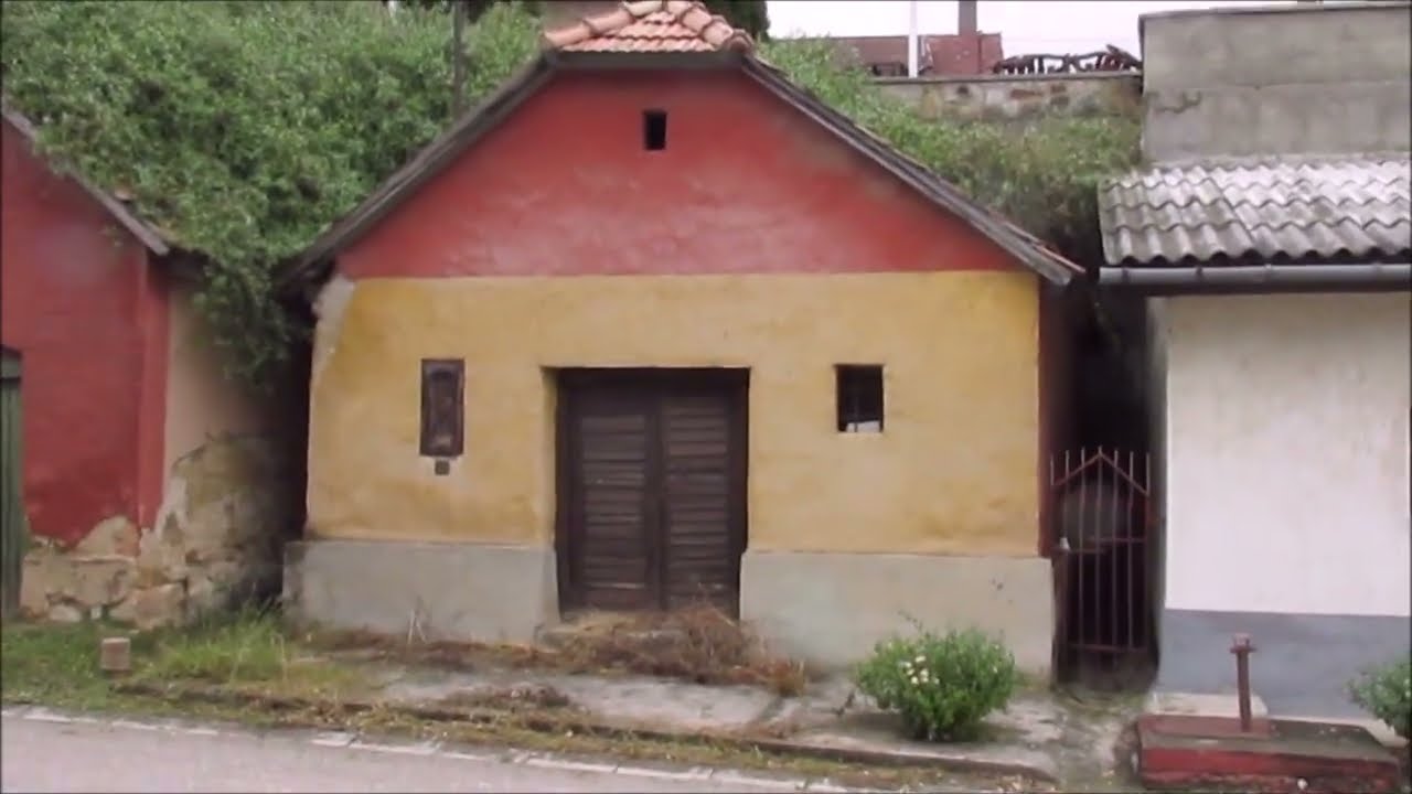Kesztölci videó-séták... kesztölci présházak... kilencenként egy!? | CivilFilm Egyesület