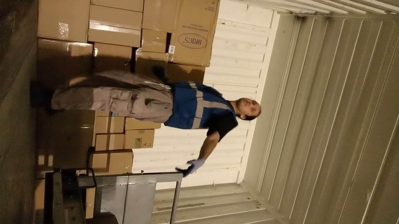 UPS Loader at 30 Years Old 2025