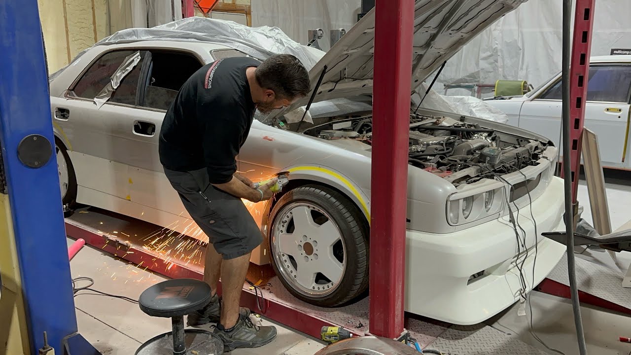 Wide Body Update Ulterior Motives Flares Y32 Nissan Gloria / Cedric RHD VG30DET JDM ABC Autobody