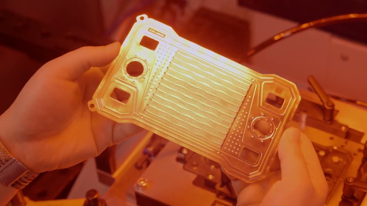 Remote laser welding of metallic bipolar plates for fuel cell production