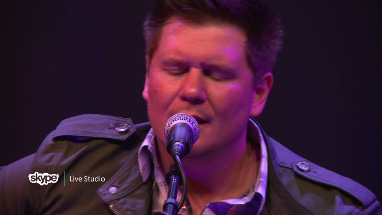 Adam Craig - Why Can't She (98.7 THE BULL)